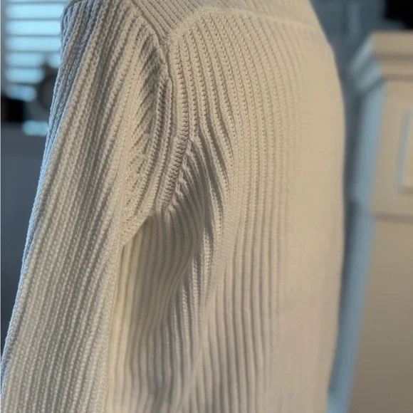 Tommy Hilfiger White Crew Neck Cable Knit Sweater - Picture 9 of 13